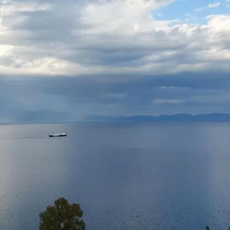 Simply Meraki Gytheian With Panoramic Sea View Apartment