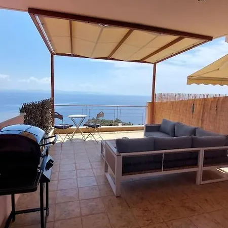 Simply Meraki Gytheian With Panoramic Sea View *