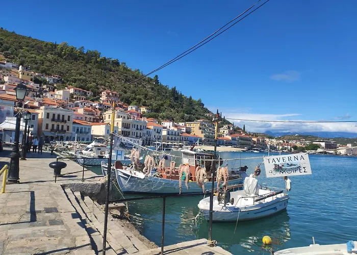 Simply Meraki Gytheian With Panoramic Sea View アパート